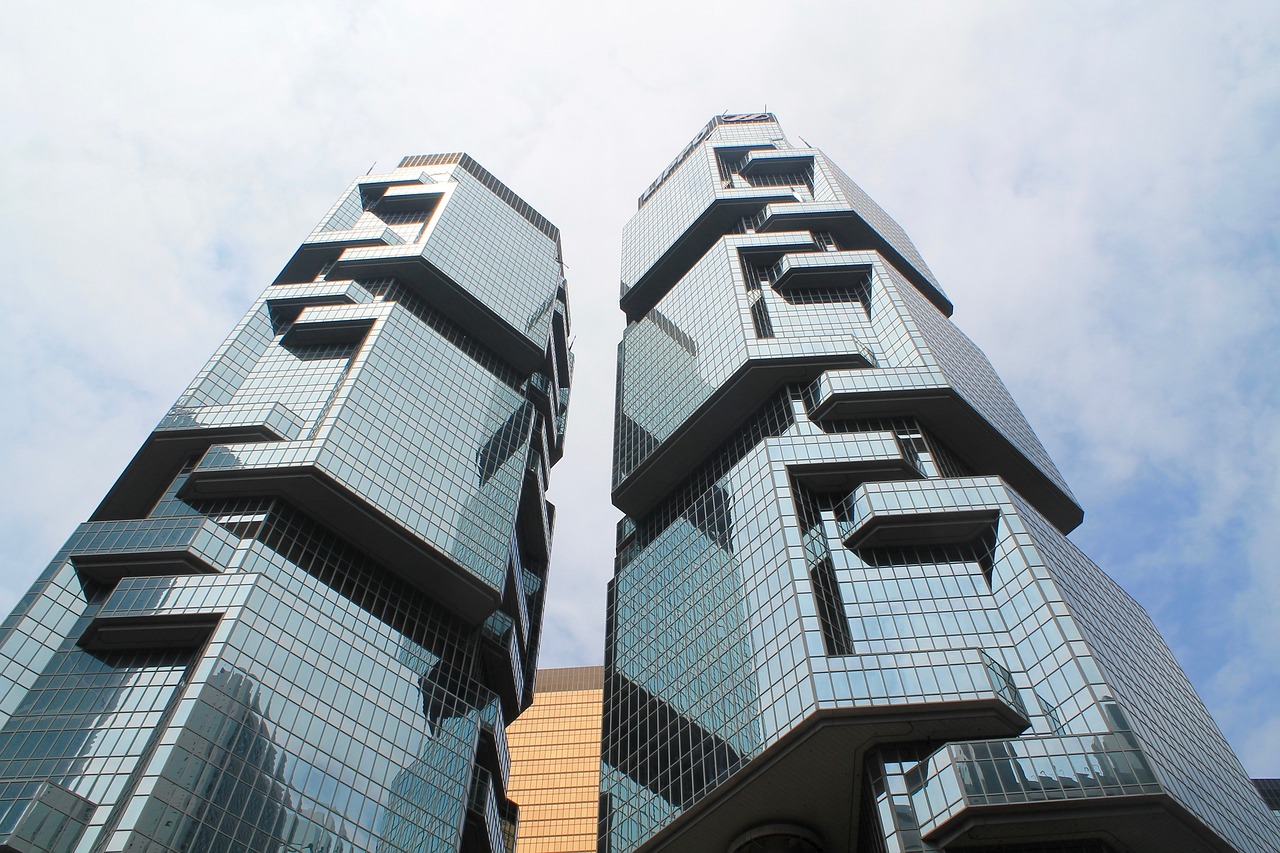 南京上市银行，城市金融的力量、未来展望